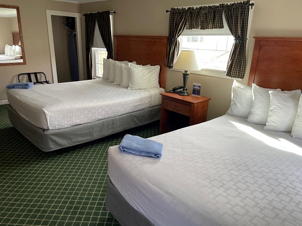 Image for 2 QUEEN UP DELUXE SUITE NON-SMOKING