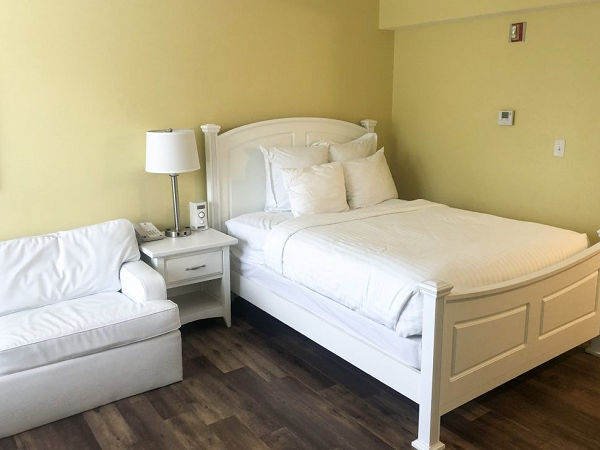Image for Lakeview Queen w/ PO