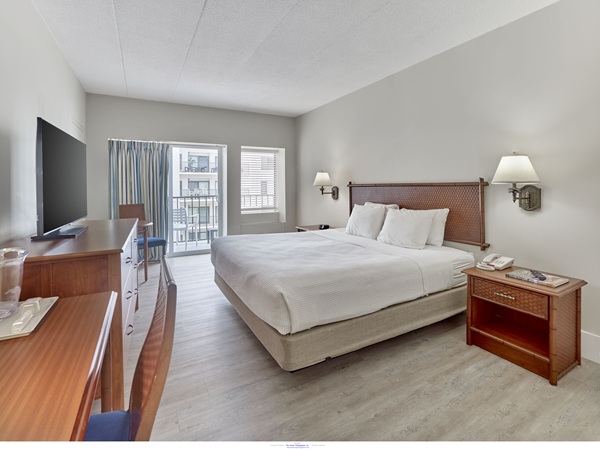 Image for King Limited Side View of Ocean from Balcony